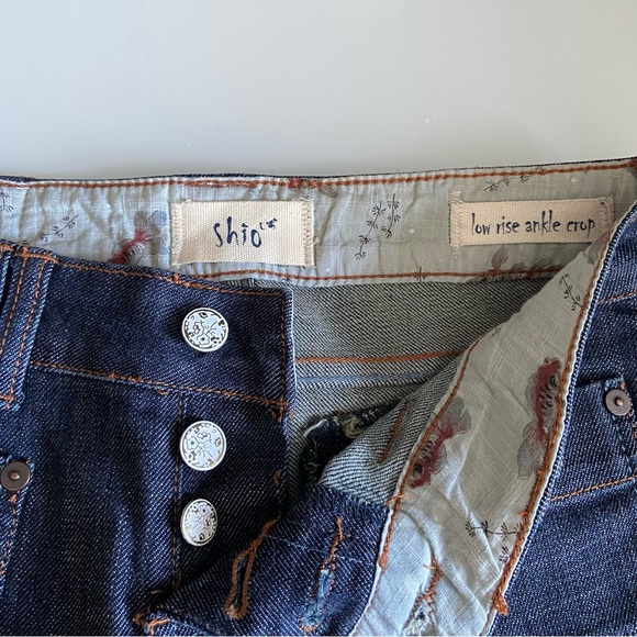 Shio Japanese Low Rise Dark Wash Capris Jeans - Picture 3 of 7